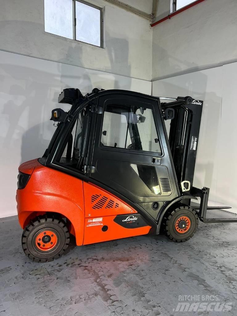 Linde H 25 D Diesel trucks