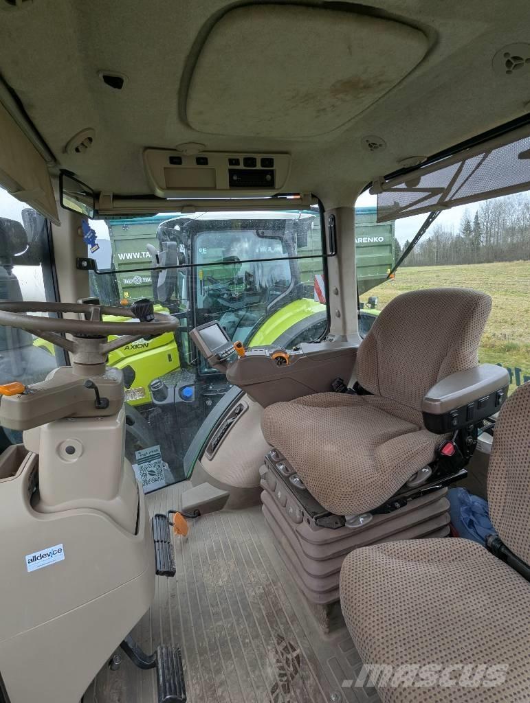 John Deere 8345 R Tractors