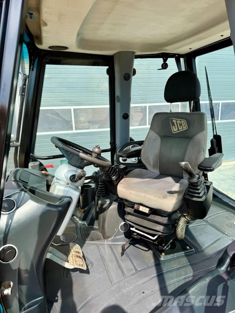 JCB 3 CX Backhoe