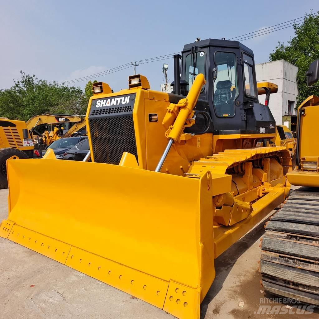 Shantui SD 16 Crawler dozers