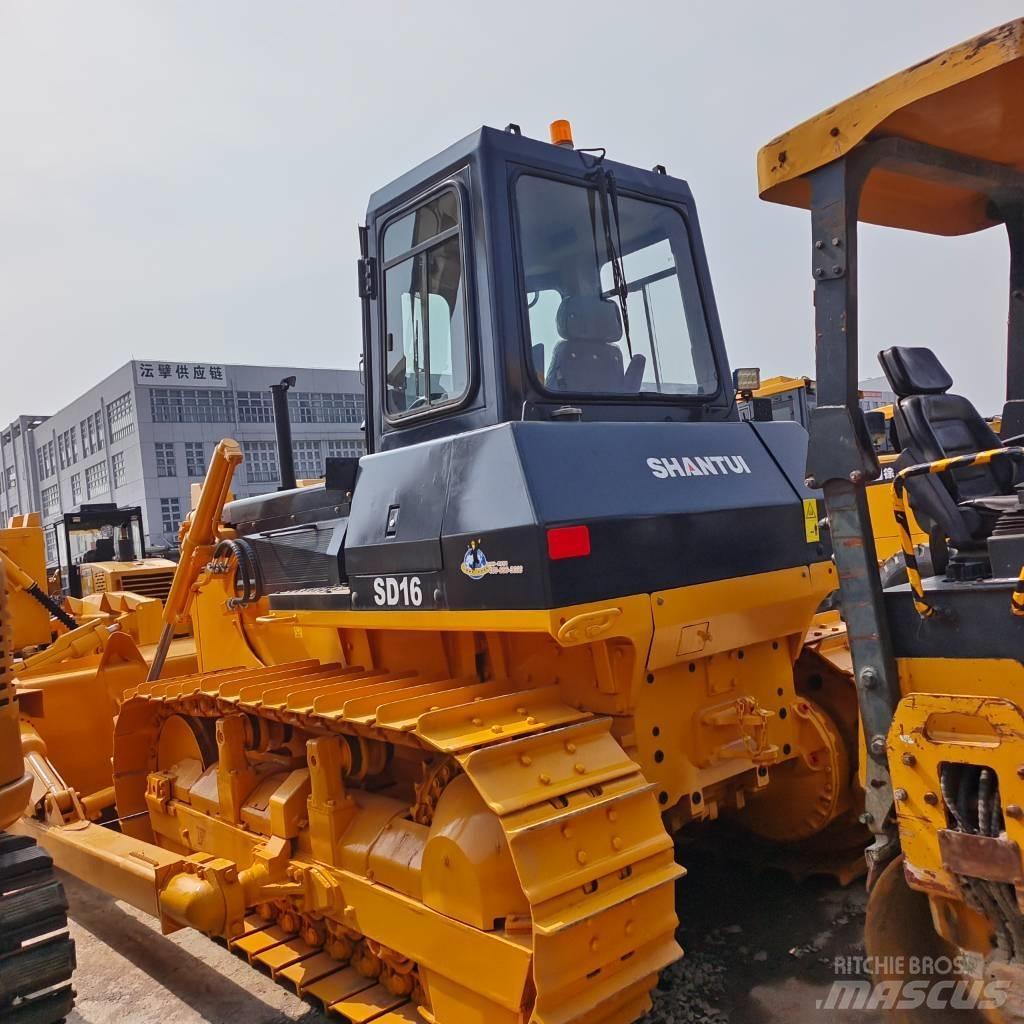 Shantui SD 16 Crawler dozers