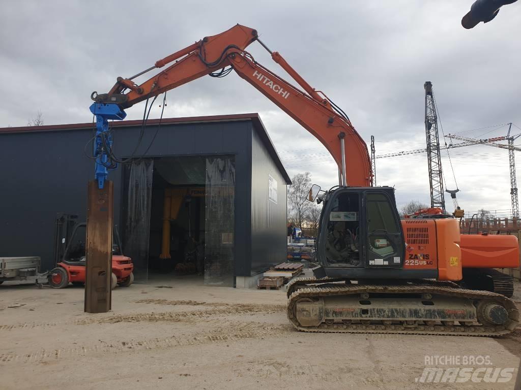  ICE Hitachi 328 B Drilling rigs