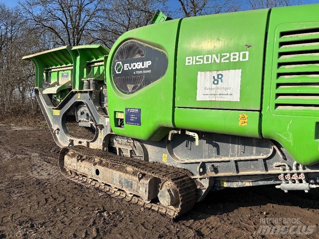 Terex BISON 180 Screeners