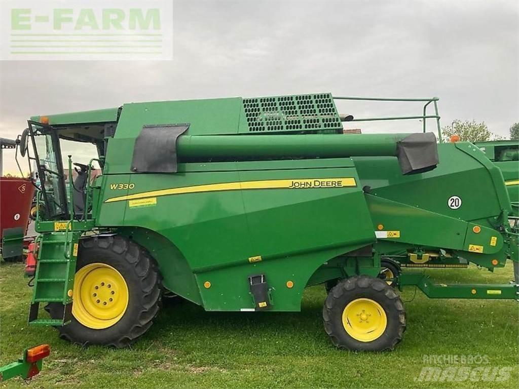 John Deere w330 Combine harvesters