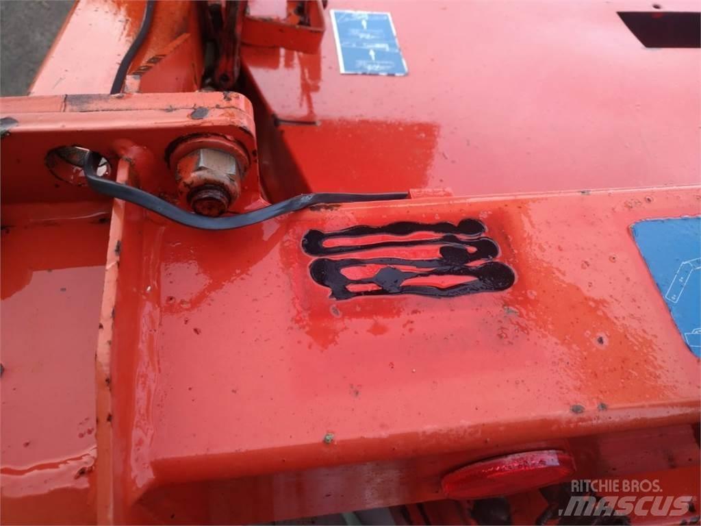 Kuhn GMD 802 F Mower-conditioners