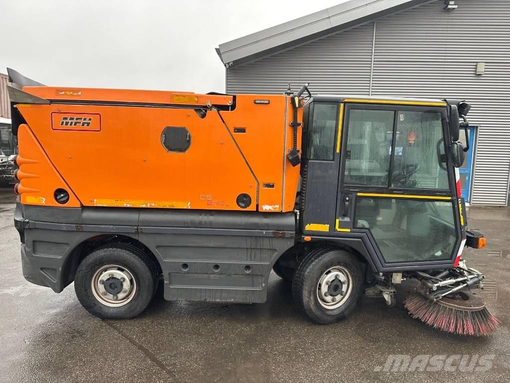 Schmidt MFH 250 Sweepers