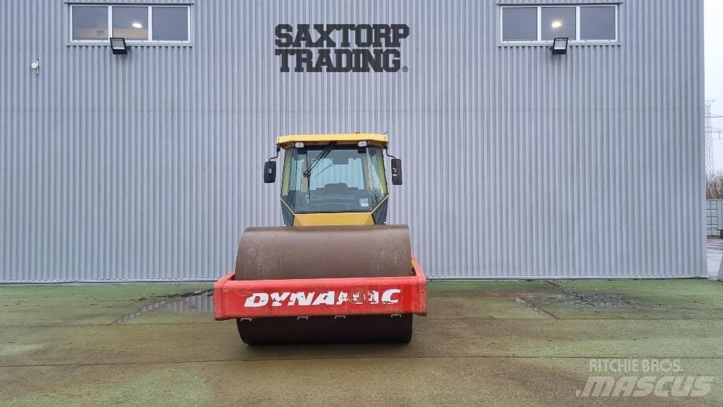 Dynapac CA302D, Vält Single drum rollers