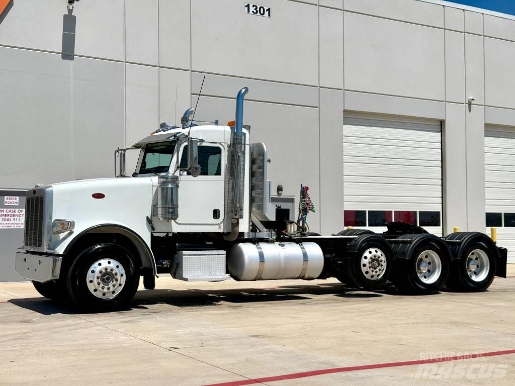 Peterbilt 367 Prime Movers