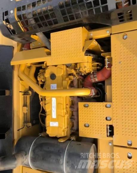 CAT 336D2 Crawler excavators