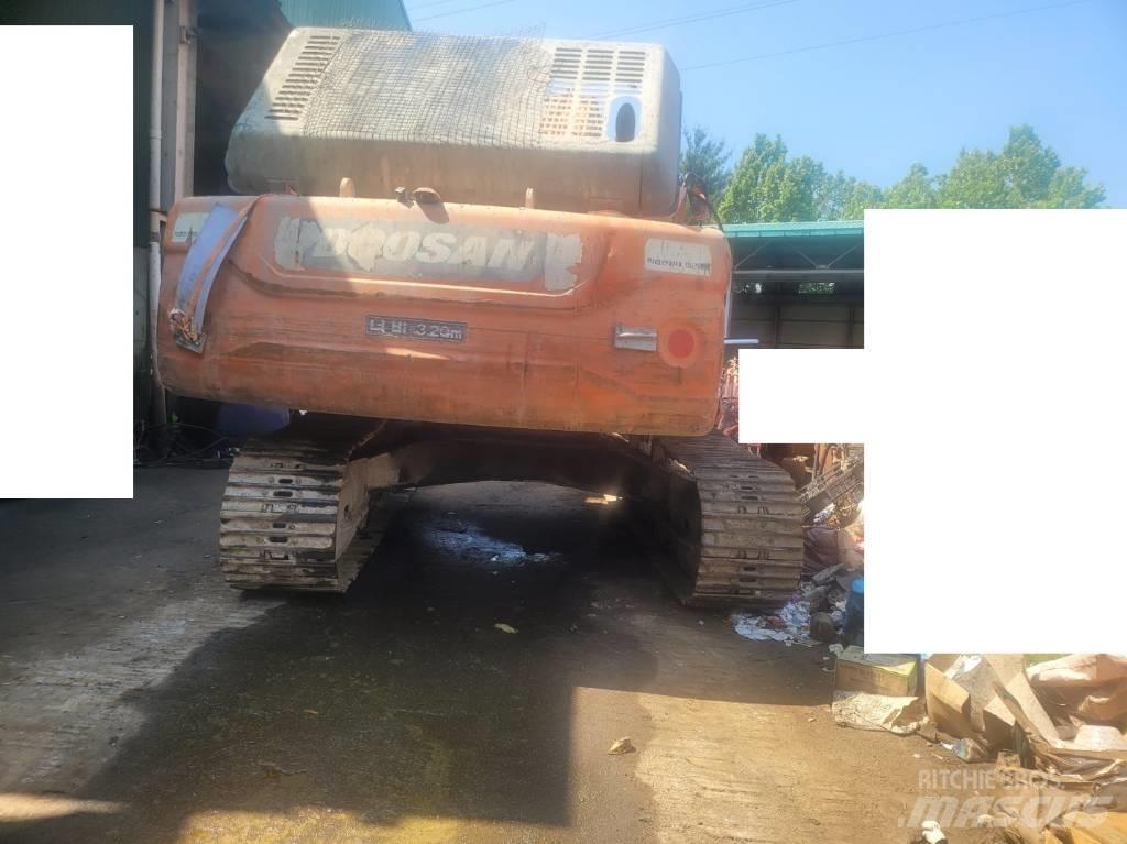 Doosan DX 300 LCA Crawler excavators