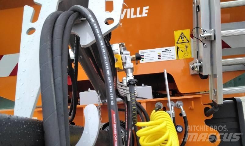 Dangreville B One 30 Tipper trucks