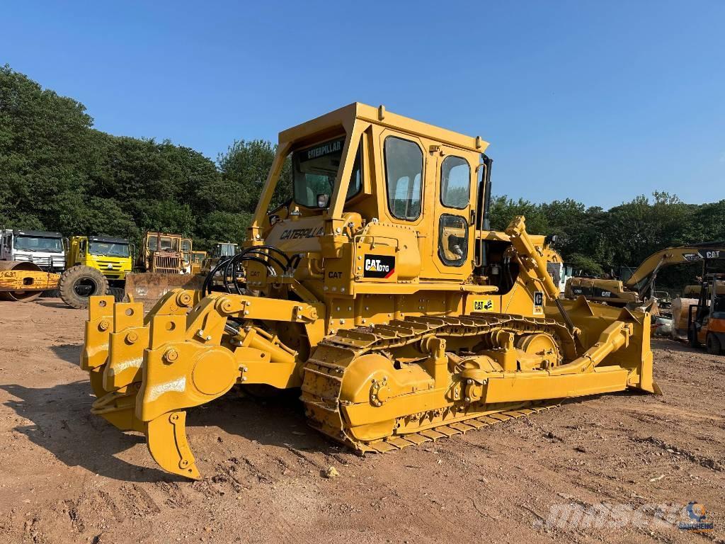 CAT D7G Crawler dozers