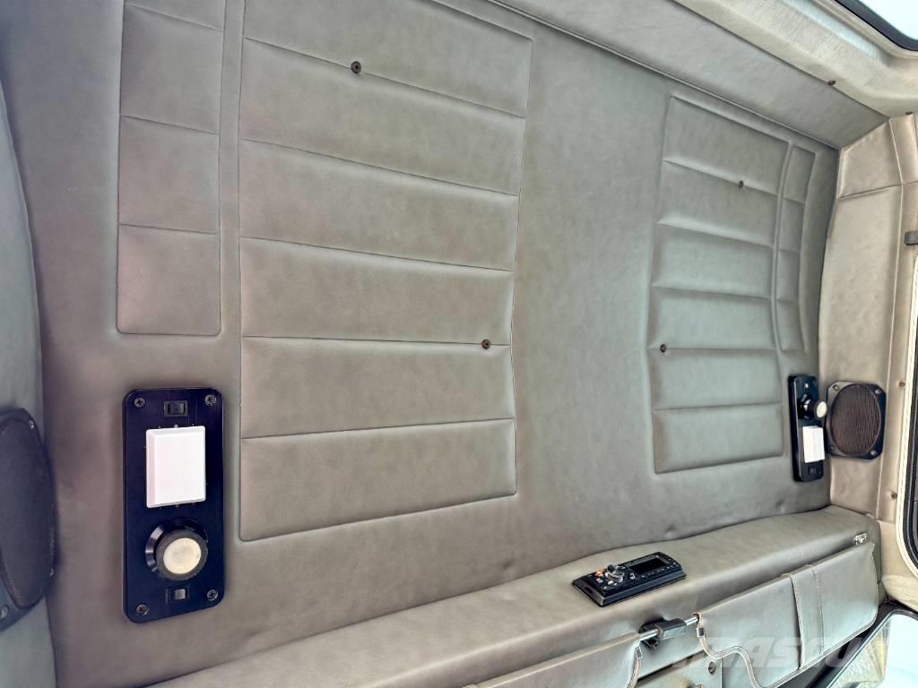 Peterbilt 378 Prime Movers