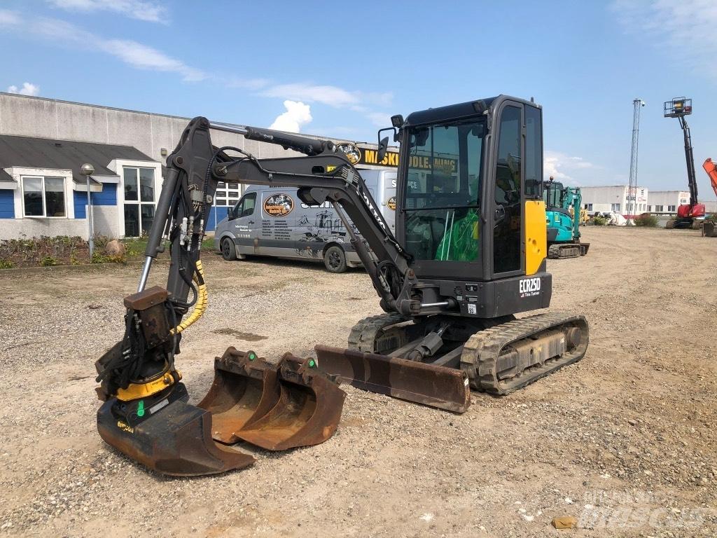 Volvo ECR 25 D Mini excavators < 7t (Mini diggers)