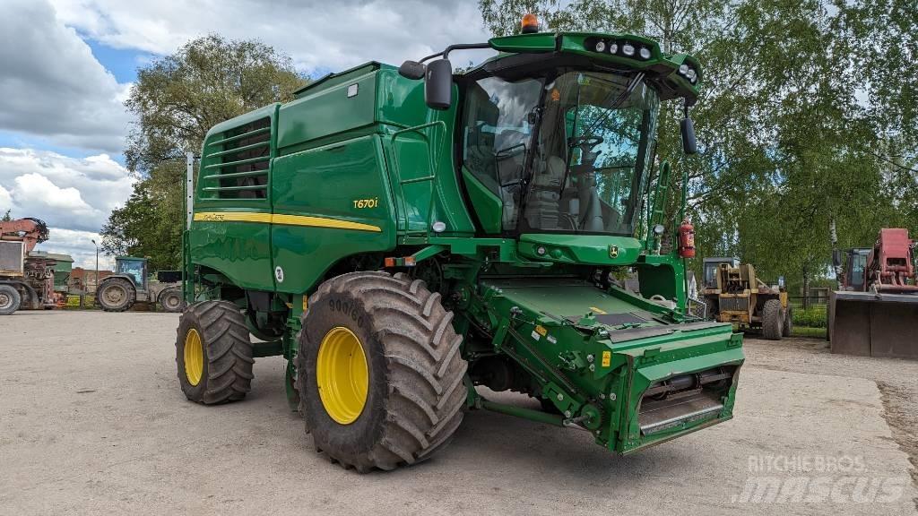 John Deere T 670 i Combine harvesters