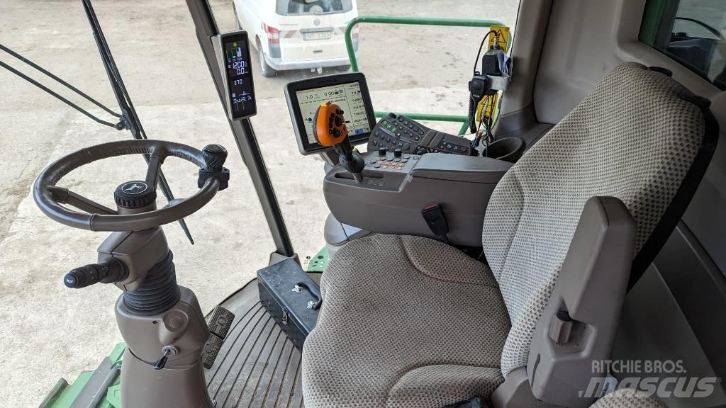 John Deere T 670 i Combine harvesters