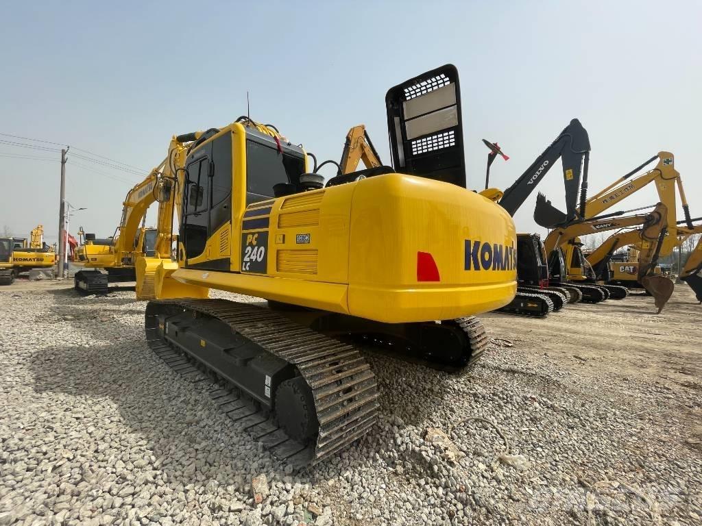 Komatsu PC 240 Crawler excavators
