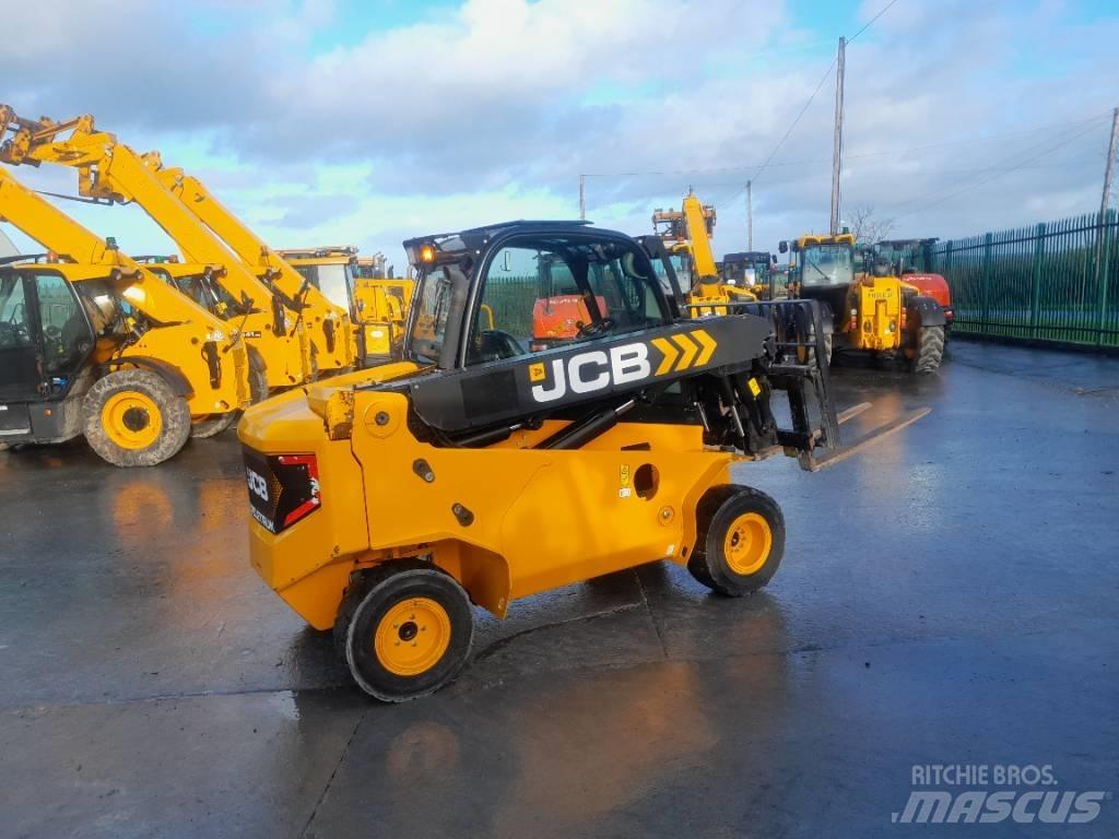 JCB 35-26D 4WD Diesel trucks