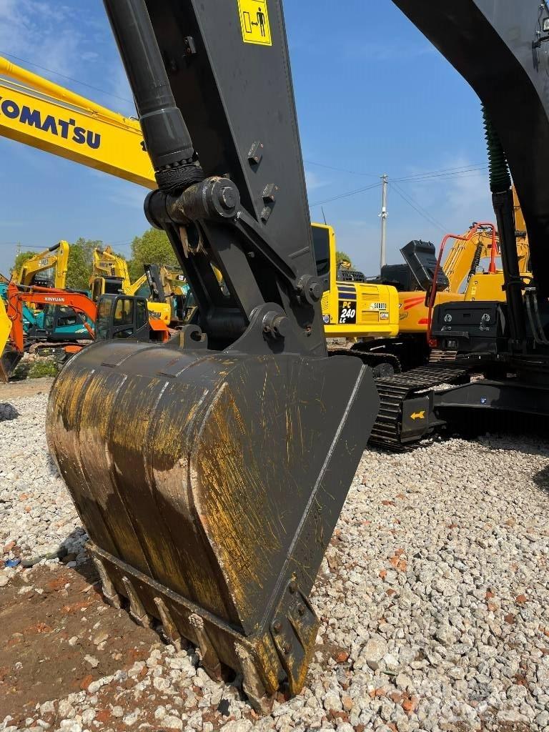 Volvo 240 Crawler excavators