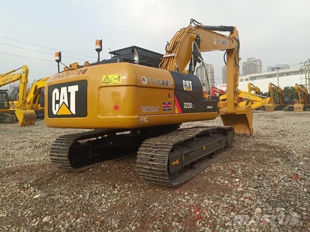 CAT 323 D Crawler excavators