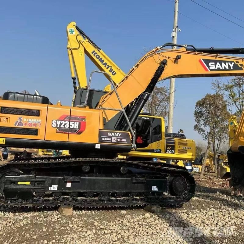 Sany SY 235 Crawler excavators