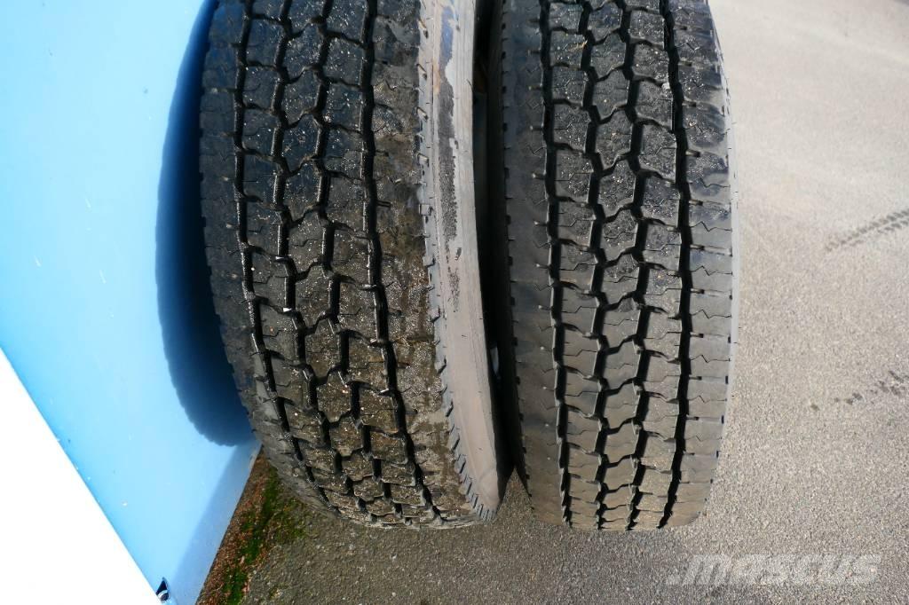 Dunlop 315/80R22,5 Tyres, wheels and rims