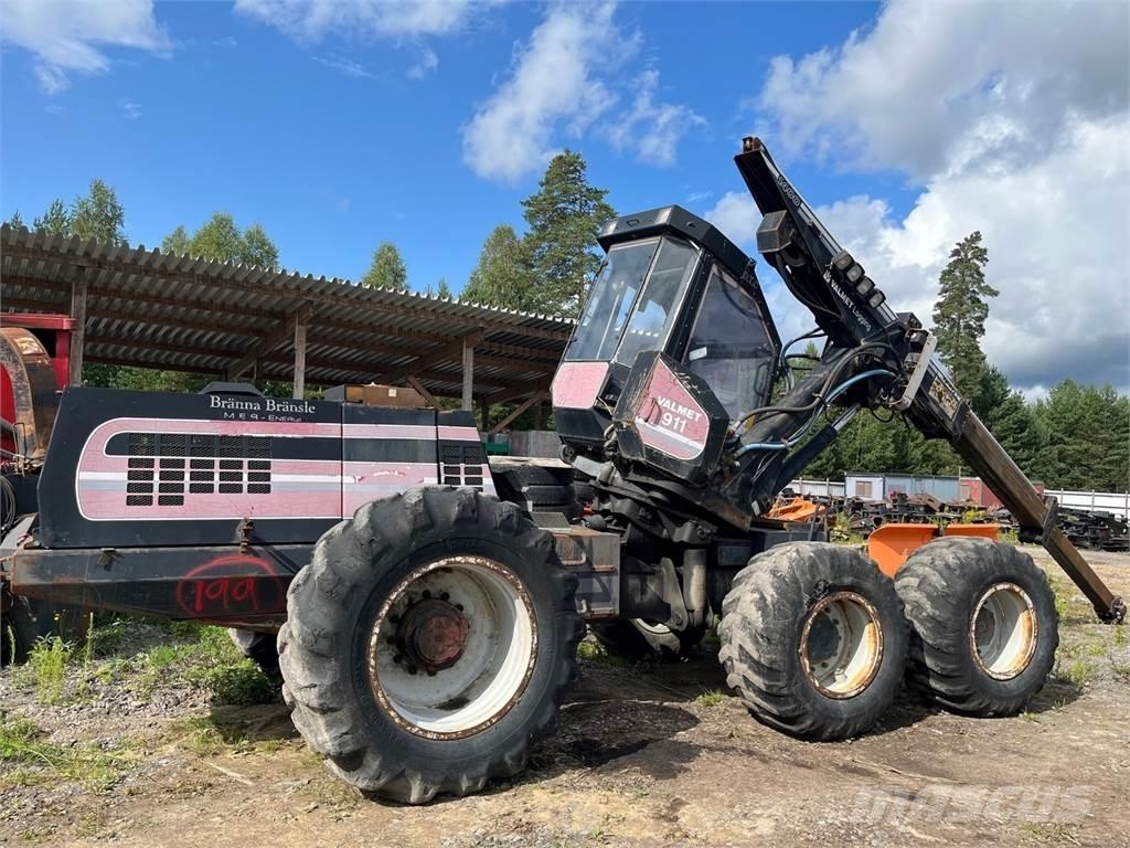 Valmet 911 Harvesters