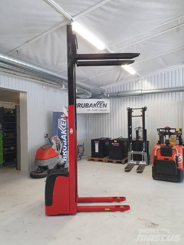 Pramac GX 12/29 Pedestrian stacker