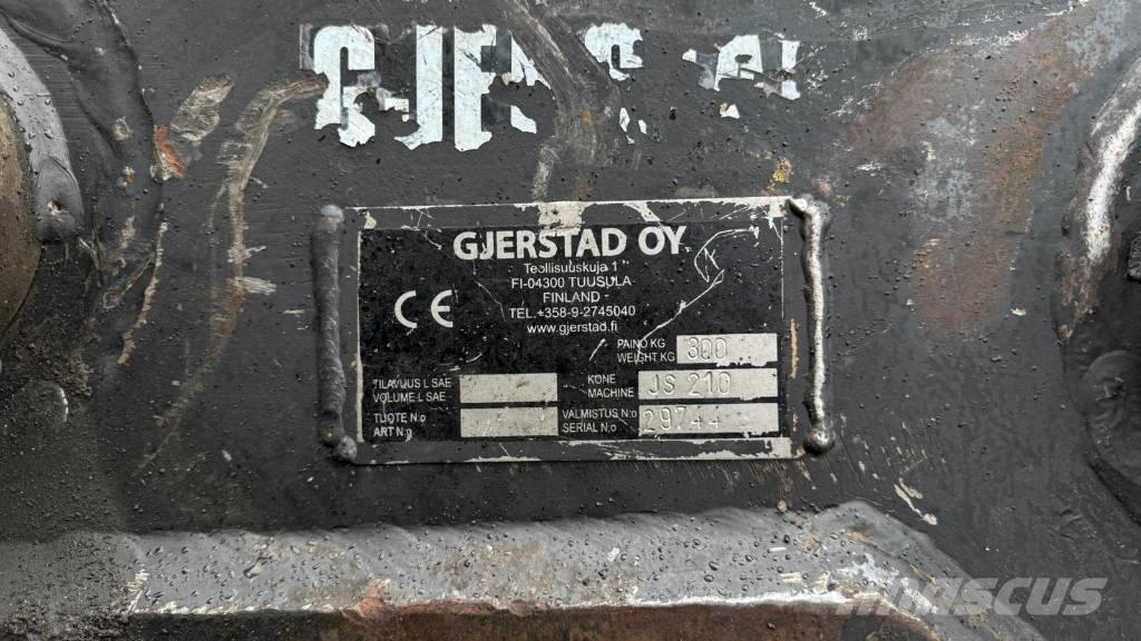 JCB JS 210 LC Crawler excavators