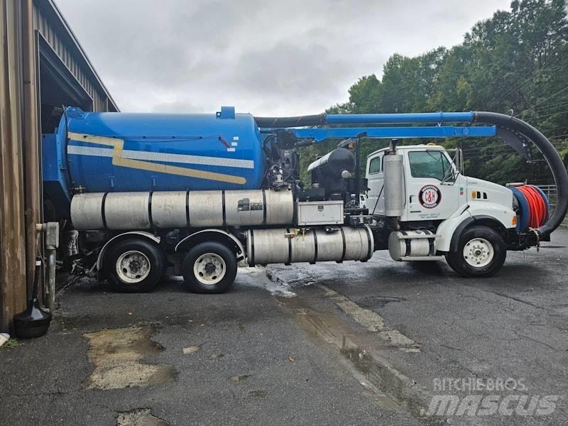 Sterling LT 9500 Commercial vehicle