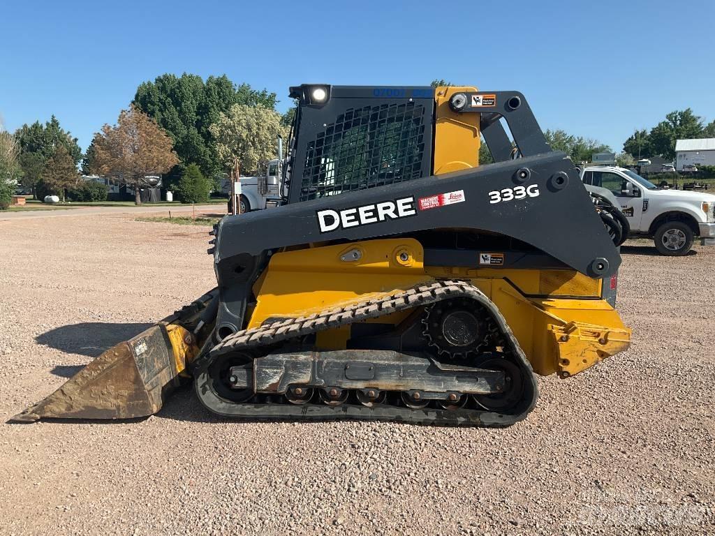 John Deere 333G Skid steer loaders