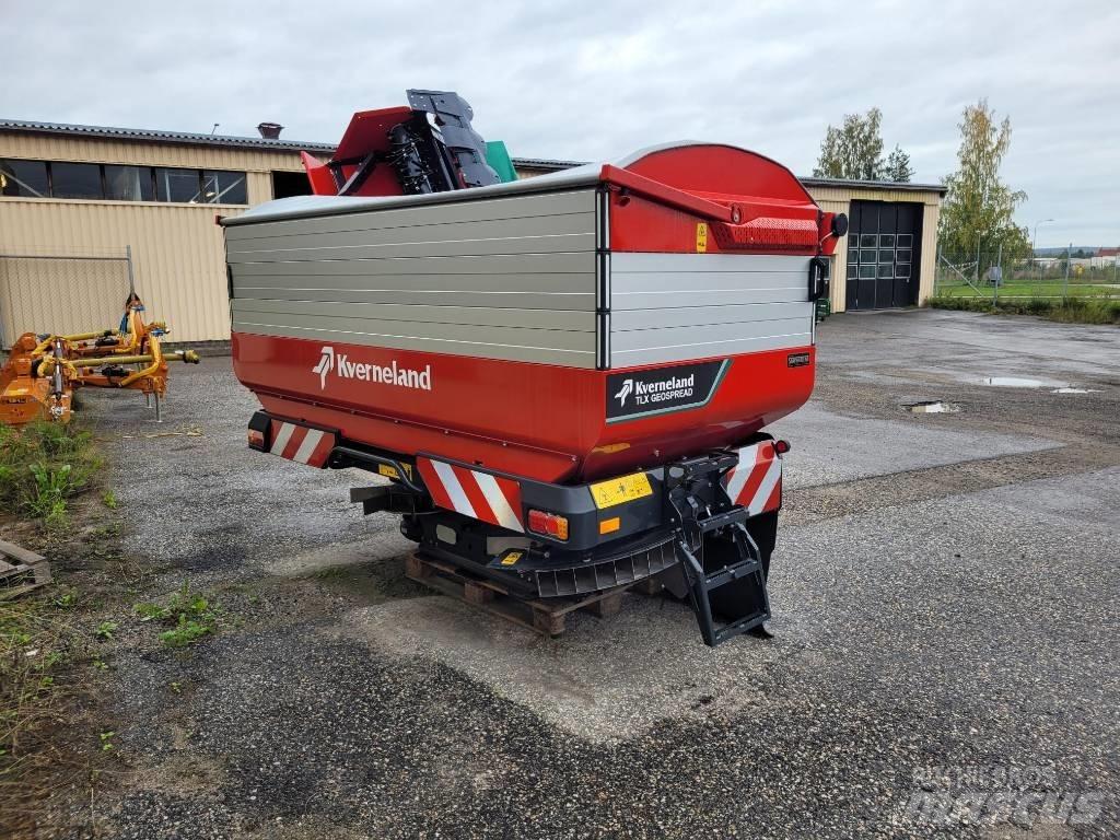 Kverneland TLX EDW Mineral spreaders