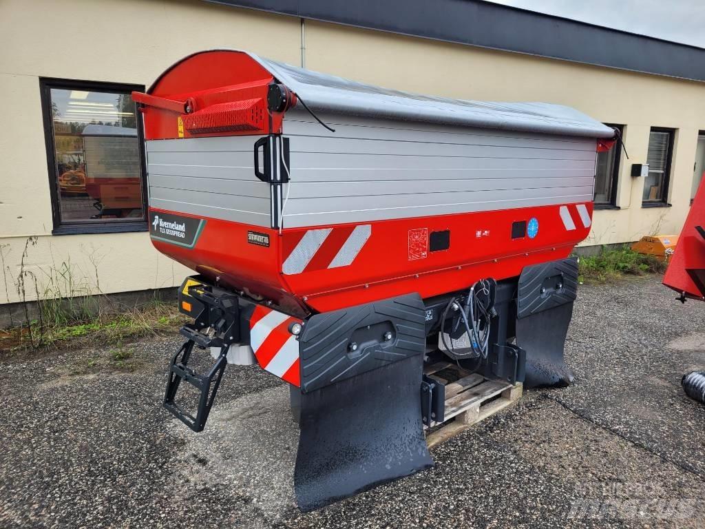 Kverneland TLX EDW Mineral spreaders