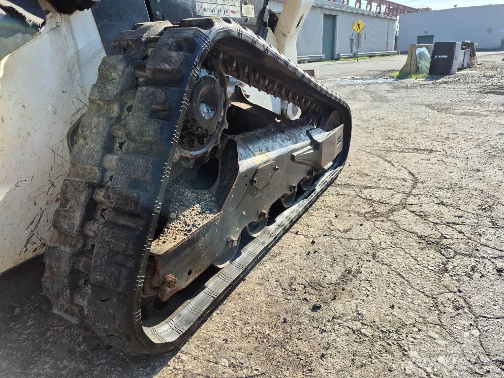 Bobcat T 76 Skid steer loaders