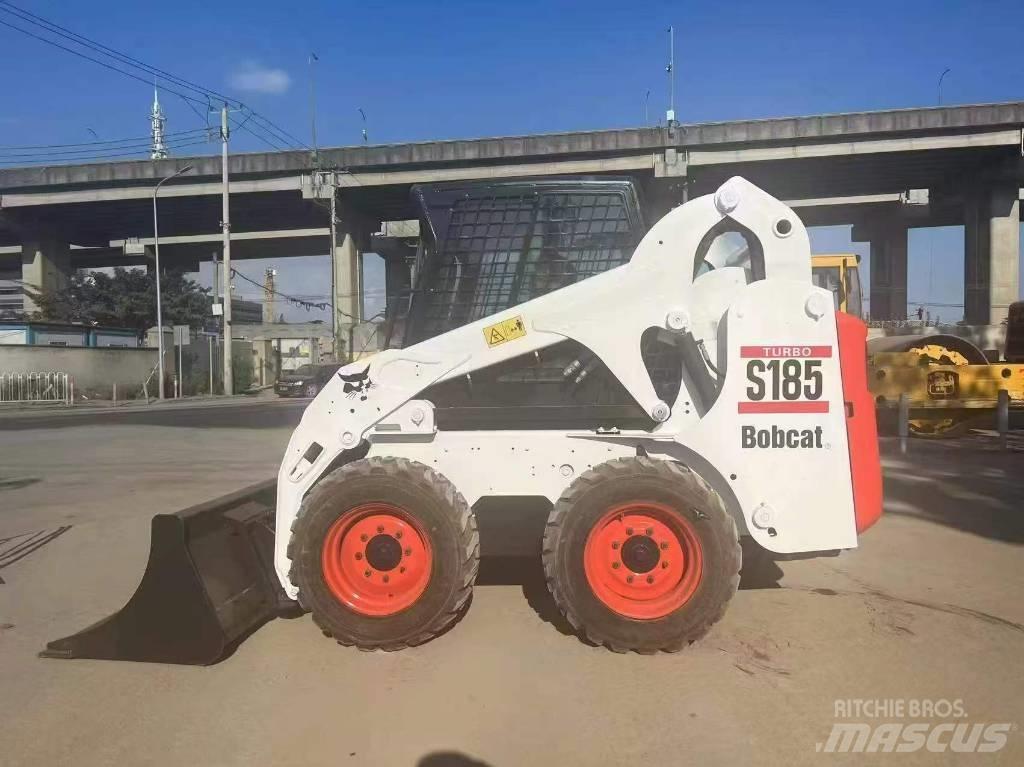 Bobcat S 130 Skid steer loaders
