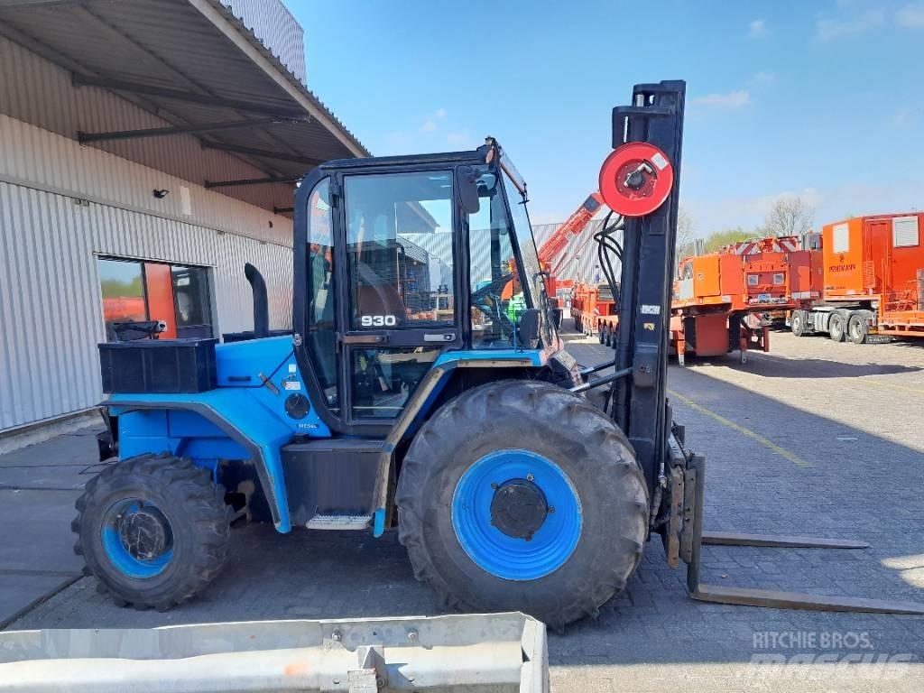 JCB 930-4/55 Rough terrain truck
