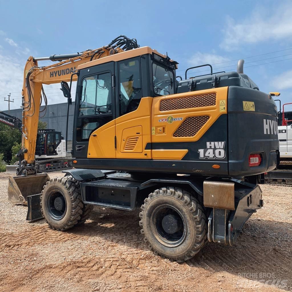 Hyundai HW140 Wheeled excavators