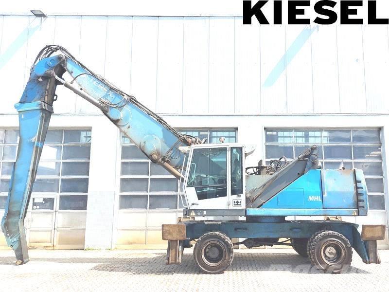 Fuchs MHL 350 D FQC Waste / industry handlers