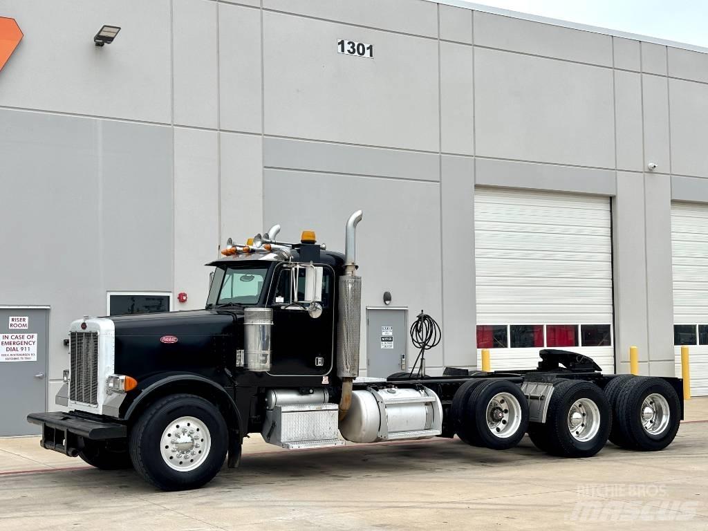 Peterbilt 379 Prime Movers