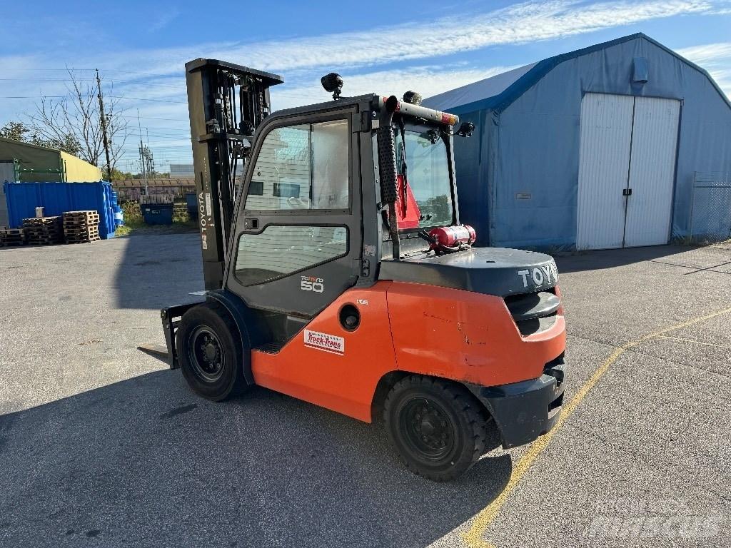 Toyota 40-8FD45N Diesel trucks