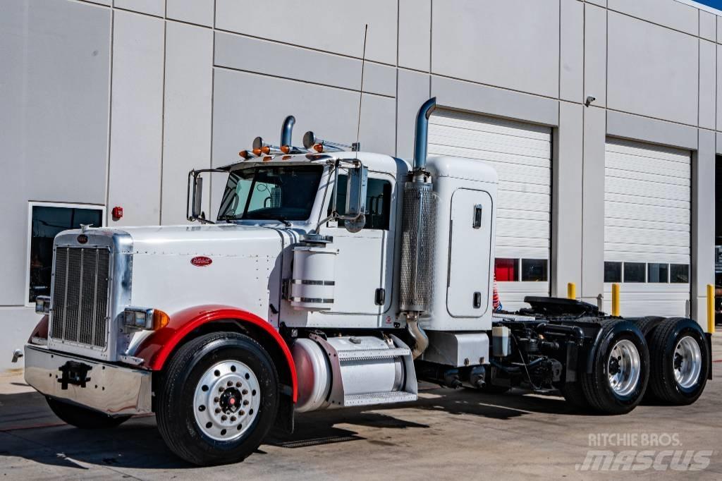 Peterbilt 379 Prime Movers