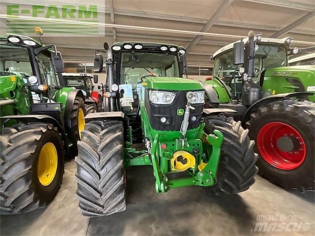 John Deere 6125 r Tractors