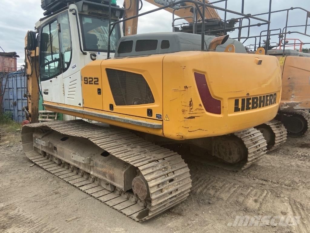 Liebherr R 922 Crawler excavators