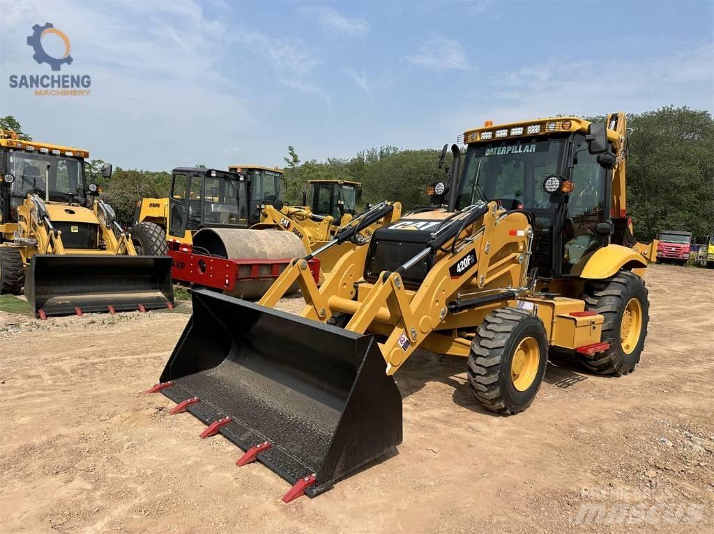 CAT 420 F2 Backhoe