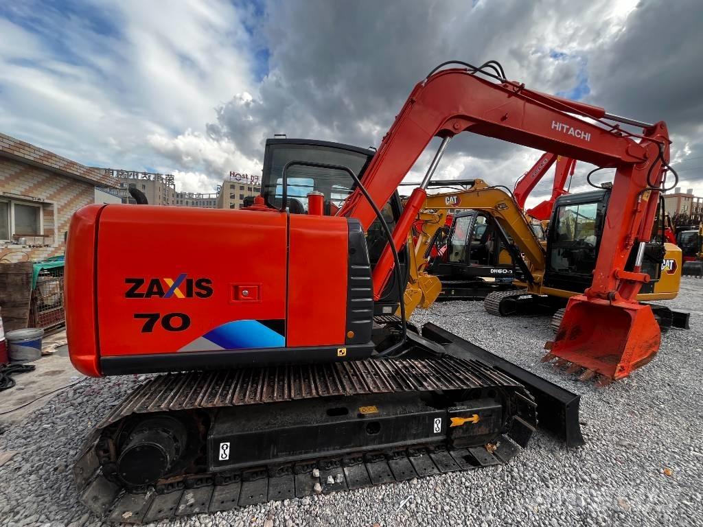 Hitachi ZX 70 Mini excavators  7t - 12t