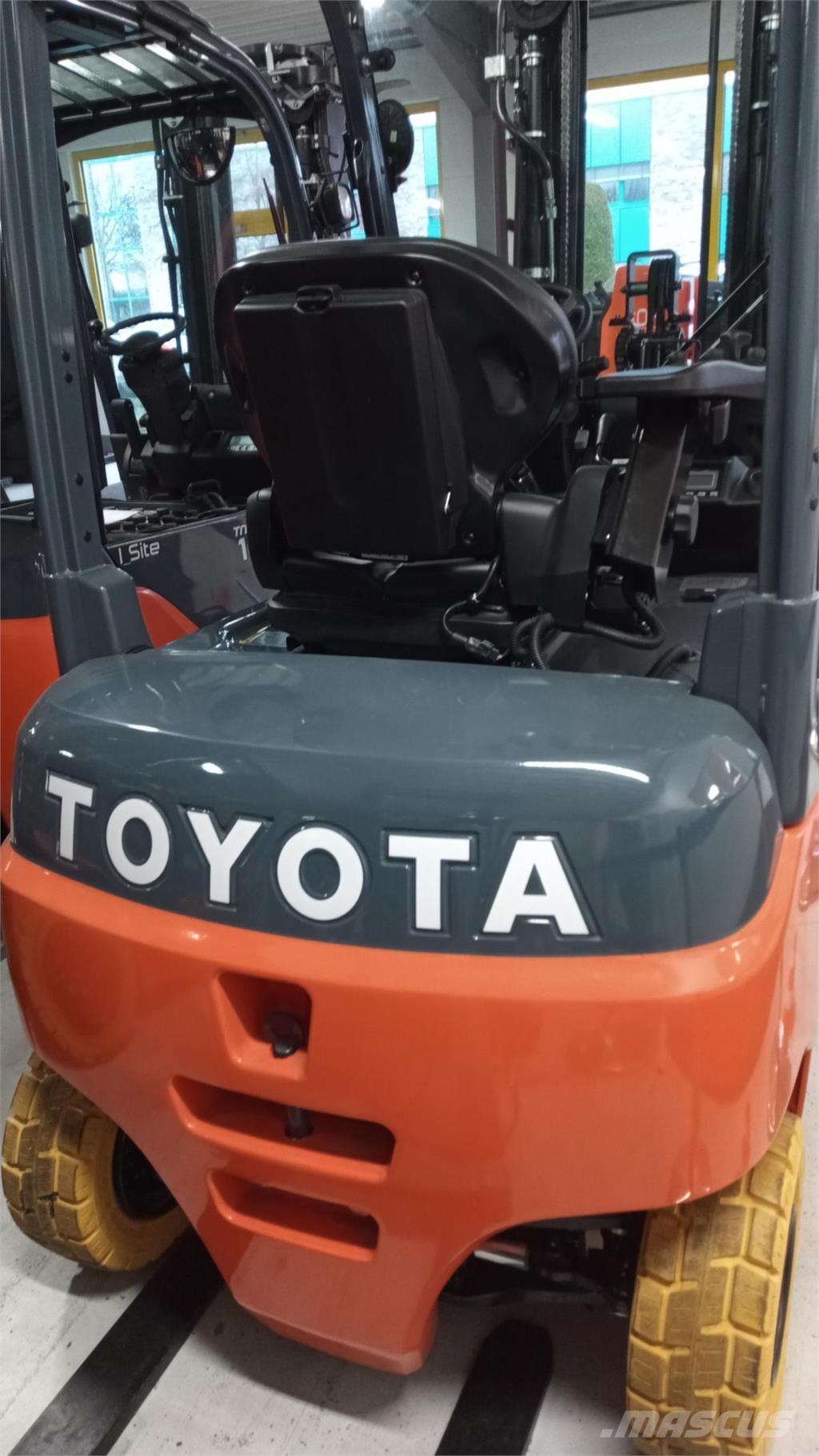 Toyota 8FBMK20T Electric forklift trucks