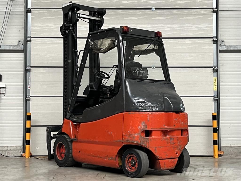 Linde E30 / 03 / 600 Electric forklift trucks