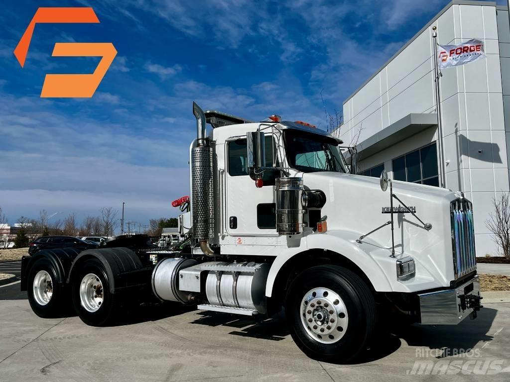 Kenworth T 800 Prime Movers
