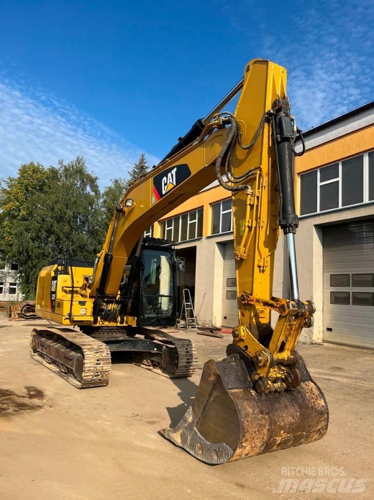 CAT 323 F LN Crawler excavators