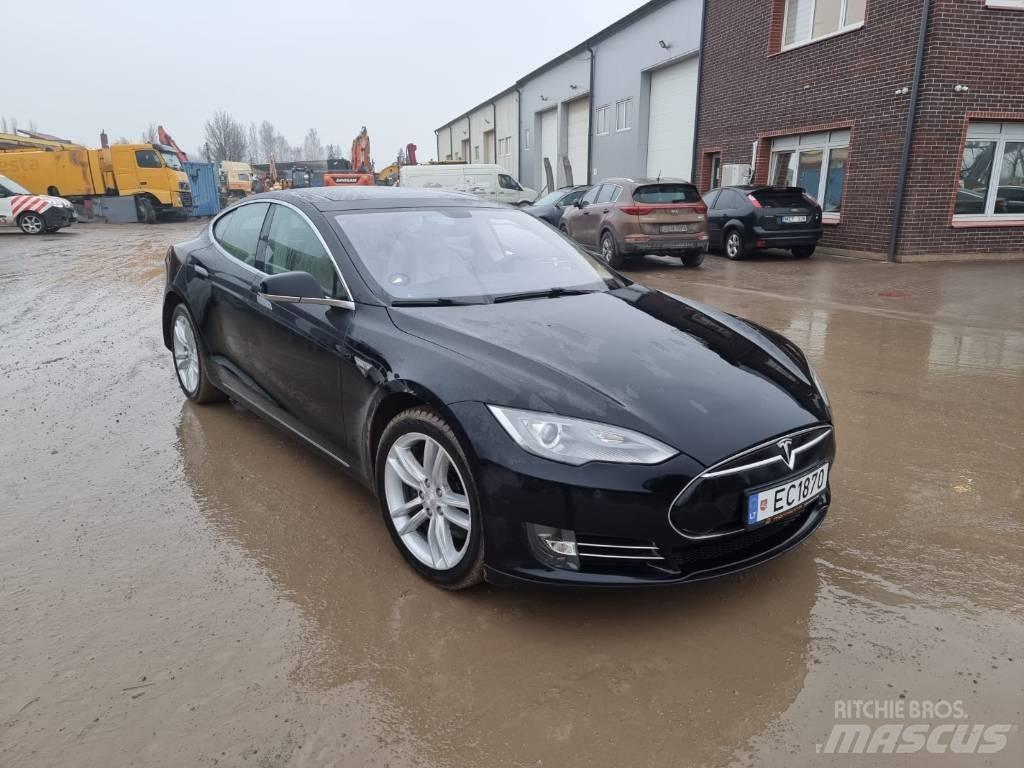 Tesla Model S P85 Cars